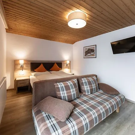 בית הארחה St.lukas 3*