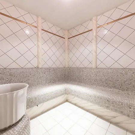 בית הארחה St.lukas 3*