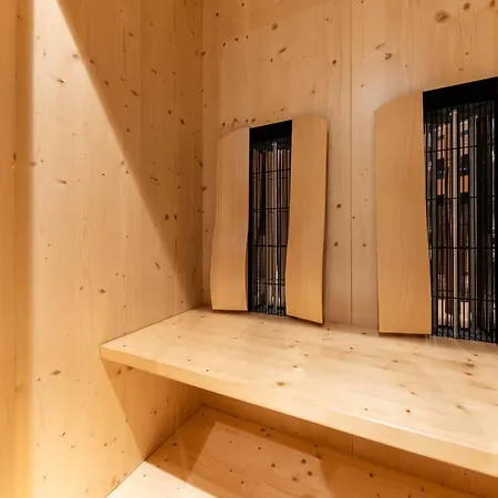 St.lukas בית הארחה 3*