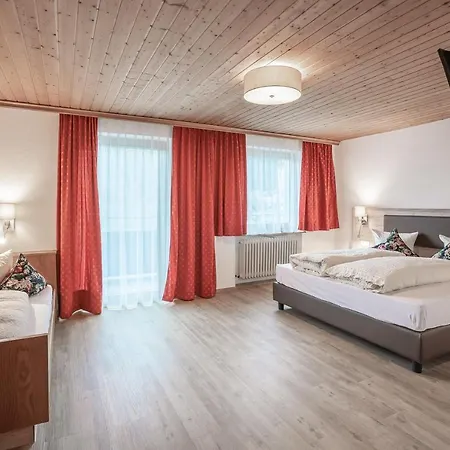 בית הארחה St.lukas 3*