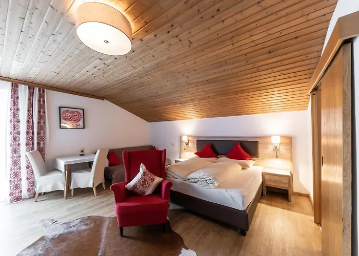 St.lukas Guest house Pfunds