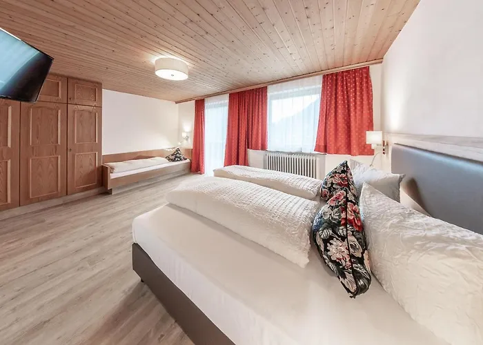 St.lukas Guest house Pfunds